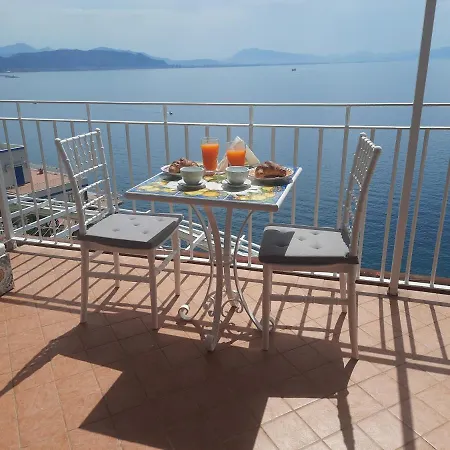 Paradise فندق مبيت وإفطار Vietri