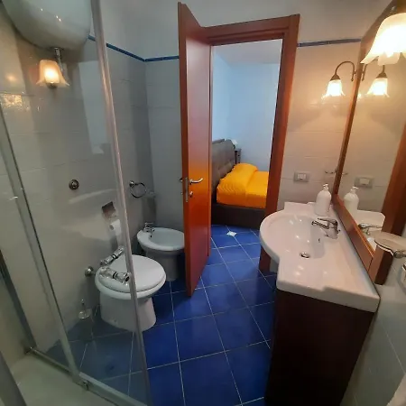 Paradise فندق مبيت وإفطار 4*