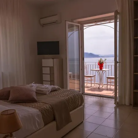 Paradise فندق مبيت وإفطار