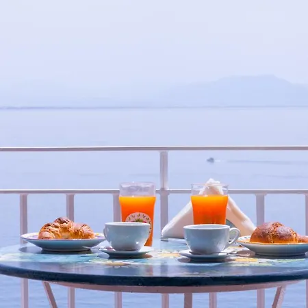Paradise فندق مبيت وإفطار